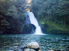 アイリスバーン・フォールス