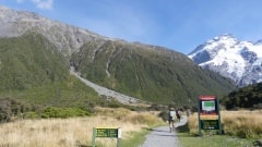 マウントクックキャンプ場からミューラーハットルートへ日帰りトレッキング