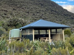 レイクホウデン・シェルター