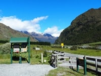 ロブロイ氷河トラックラズベリークリーク入口
